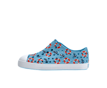 Side view of a Native Shoes Kids Jefferson Print Kids Footwear in Aquarius Blue / Shell White / Anchors