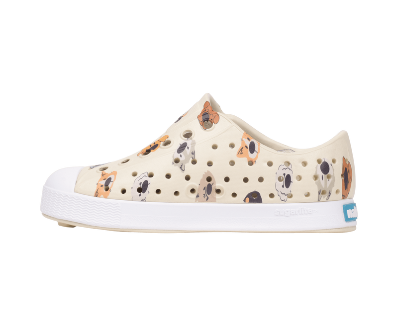 Angled view of a Native Shoes Kids Jefferson Print Kids | Bnwht/Shlwht/Polkadogs Footwear in Bnwht/Shlwht/Polkadogs