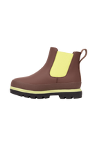 Angled view of a Native Shoes Kids Kensington Chelsea Kids | Bitbr/Jfyblk/Kingr Footwear in Bitbr/Jfyblk/Kingr