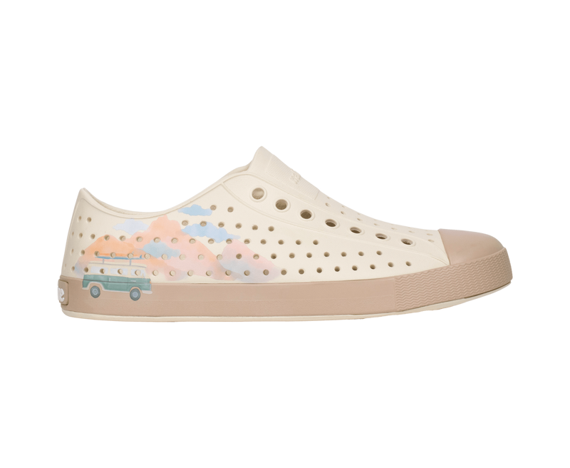 Side view of a Native Shoes Adults Jefferson Wanderfoam Block Footwear in Bnwht/Flxtn/Campvanbloc