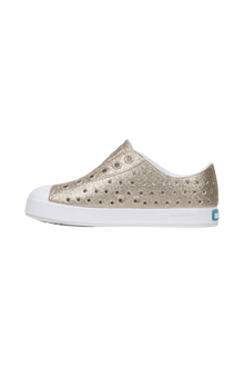 Angled view of a Native Shoes Kids Jefferson Bio-Bling Kids | Slkblng/Shlwht Footwear in Slkblng/Shlwht