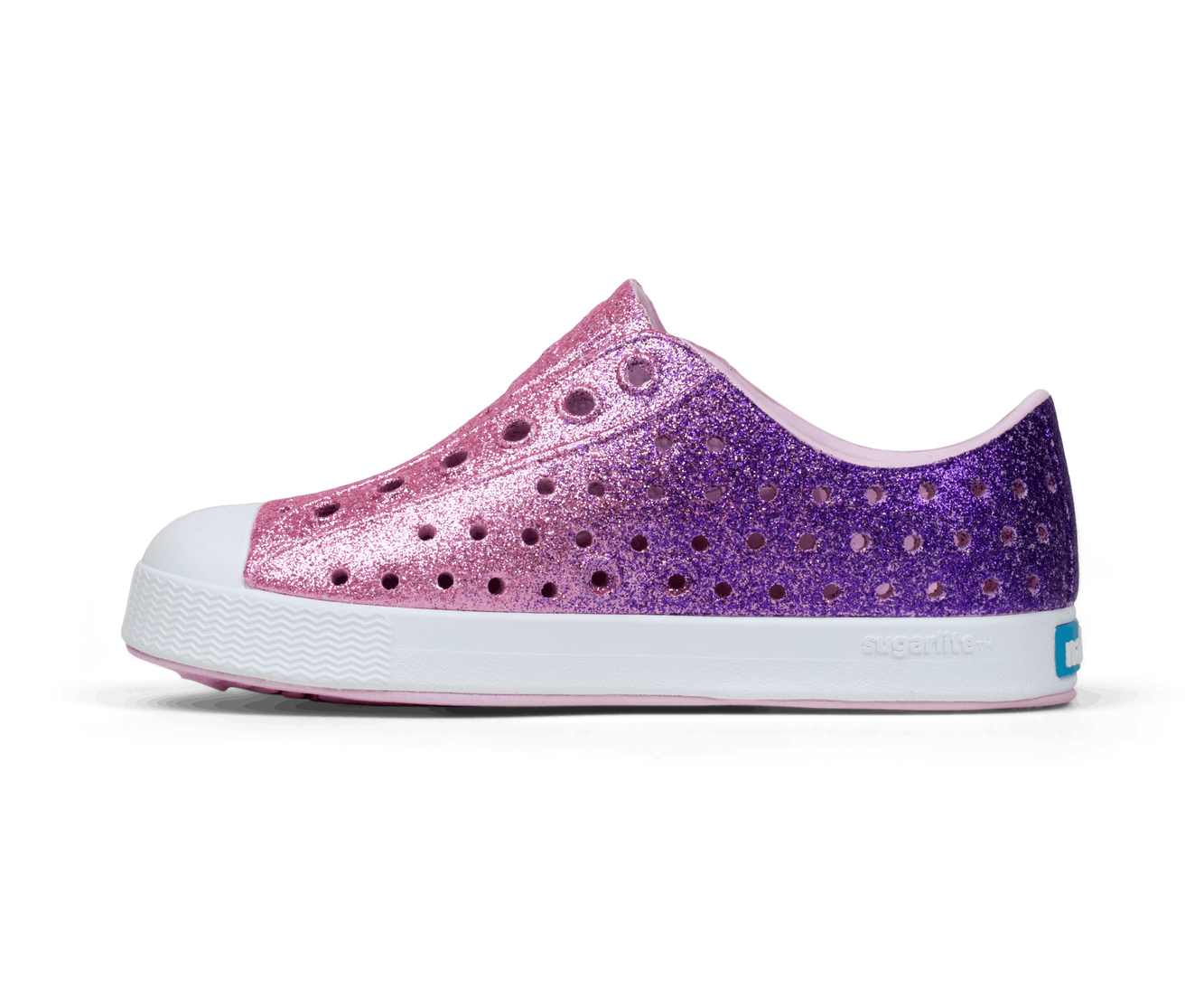 Angled view of a Native Shoes Kids Jefferson Bio-Bling Kids | Paraglamblng/Shlwht Footwear in Paraglamblng/Shlwht