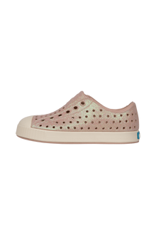 Angled view of a Native Shoes Kids Jefferson Bio-Bling Kids | Chameleon Pink Bling / Bone White Footwear in Chameleon Pink Bling / Bone White