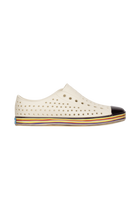 Side view of a Native Shoes Adults Jefferson Wanderfoam Wrp Footwear in Bnwht/Strtarnbw