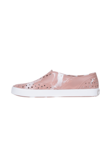 Angled view of a Native Shoes Miller Wanderfoam Marbled | Cayshlmarble/Shlwht Footwear in Cayshlmarble/Shlwht