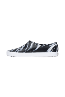 Angled view of a Native Shoes Miller Wanderfoam Marbled | Jfyshlmarble/Shlwht Footwear in Jfyshlmarble/Shlwht